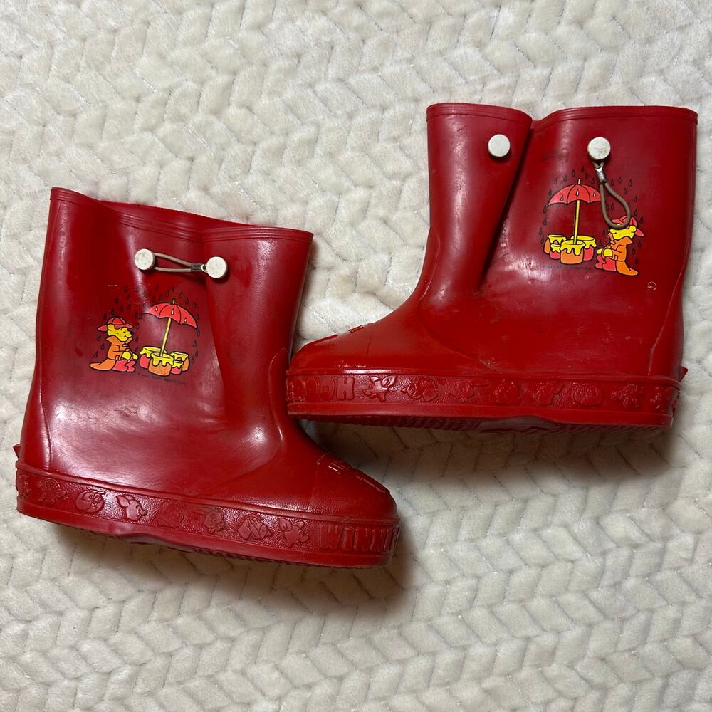 Vintage Winnie the Pooh Rain Boots Size 1-2 children’s